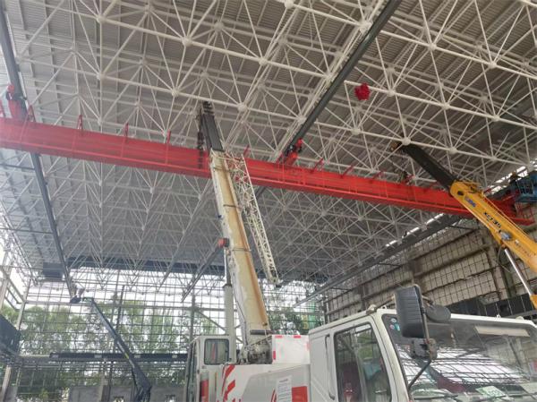 多支点悬挂起重机